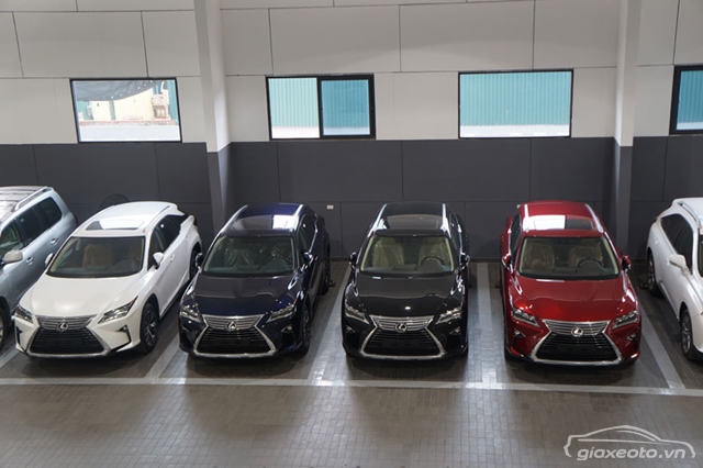 Lexus-RX200t-2017-2018-gia-bao-nhieu