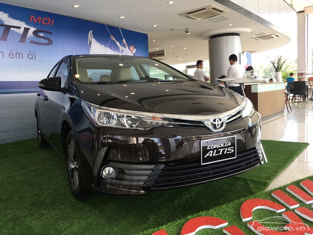 Toyota-Altis-1_8G-CVT-2018-2019-so-tu-dong