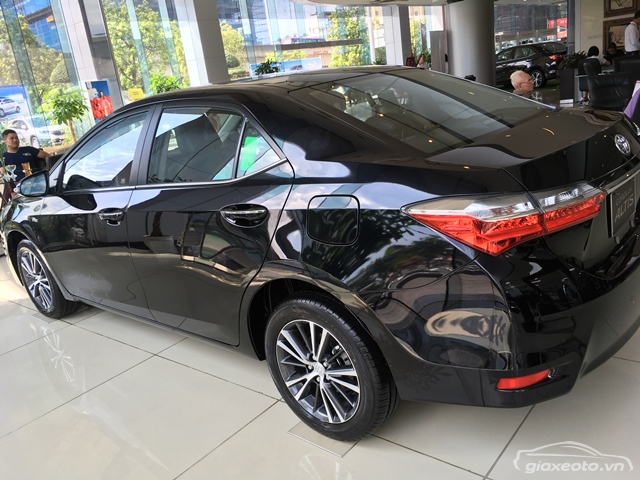 Toyota-Altis-2_0V-Luxury-2018-2019